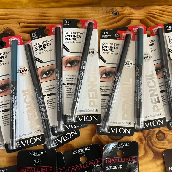 Drugstore Makeup Wholesale lot of 42 - Picture 7 of 11